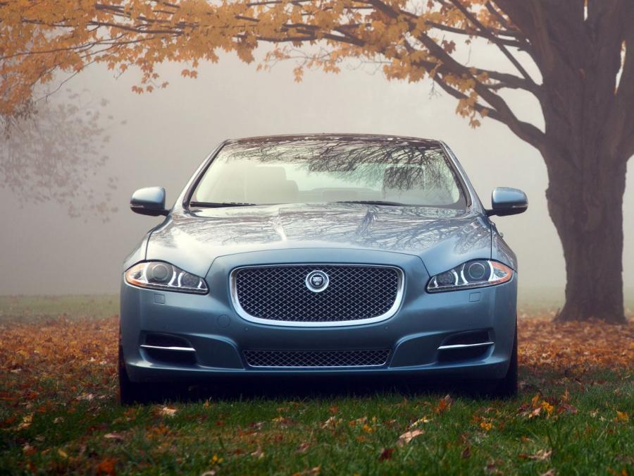  Jaguar XJ SS 2011 года  (US) (фото 13 из 33)